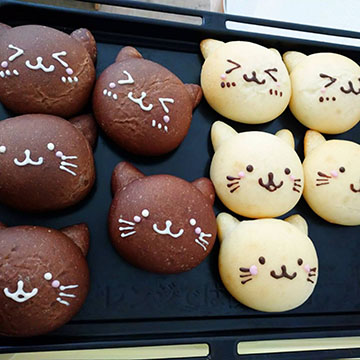 ねこねこぱん