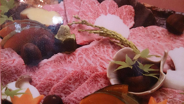 炭火焼肉 馳走