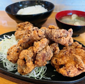池内食堂