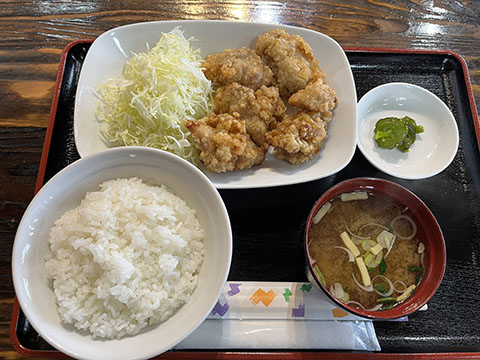 お食事処 炭々館
