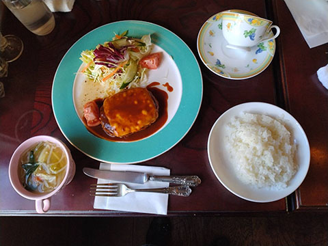 カフェレストラン トマソンCLUB