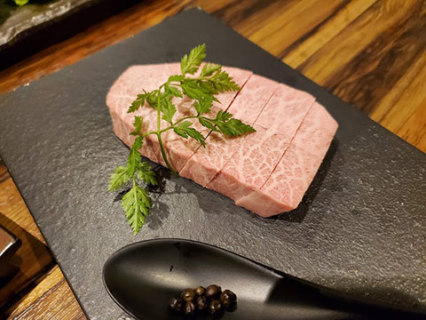 焼肉 禄