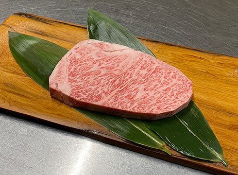 肉のたかしや
