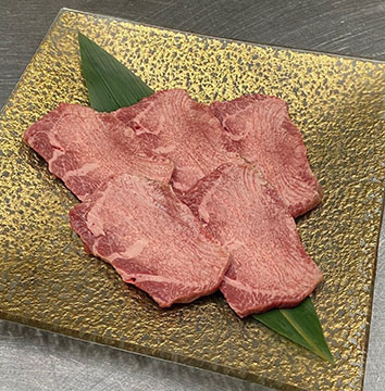 肉のたかしや