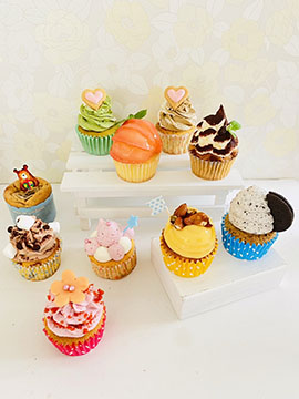 LIRY CUPCAKE