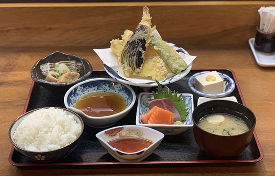 和食処あぶらびれ