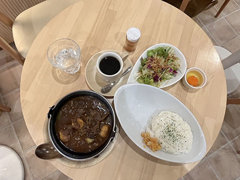 カレーカフェシンガ