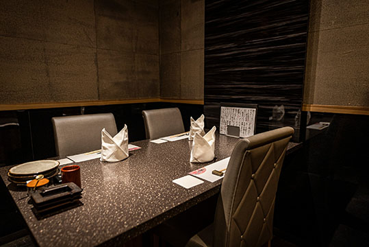 串割烹燈火-tomoshibi-