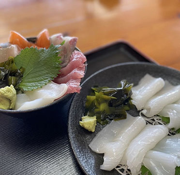 (株)もとや魚店