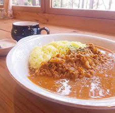 森の中の喫茶とお宿 もりくらす