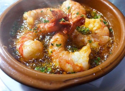 スペイン厨房tio akira