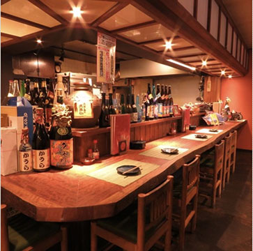琉球酒膳かうら