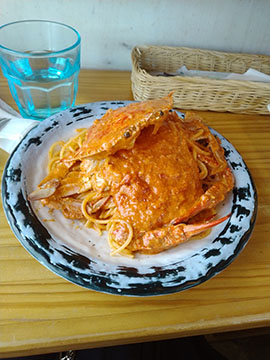 和La伊