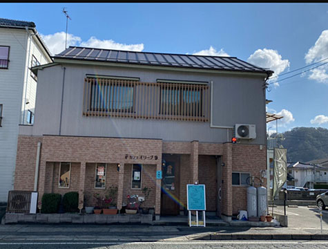 カフェ・オリーブ