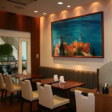 プチ・フルールレストランウィング上大岡店