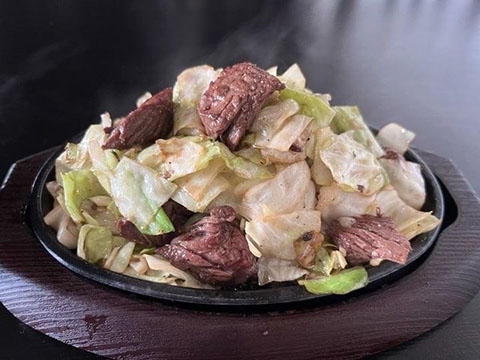 手切り鉄板焼肉 火縁
