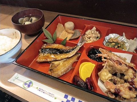 食事処 四万十