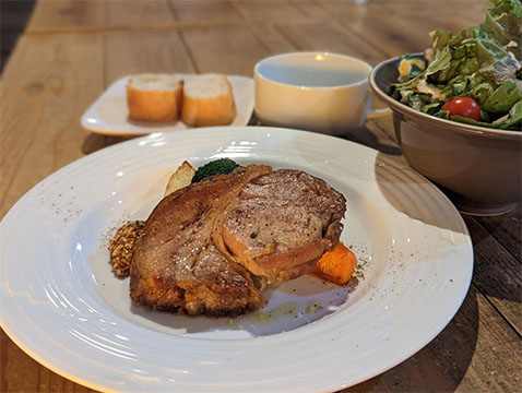 フレンチ食堂 Bochi Bochi
