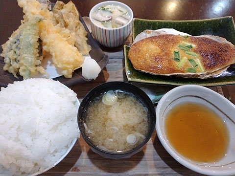 日本料理 真依