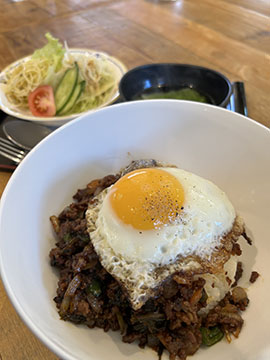 RISE.CAFE