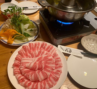 黒豚通り六白