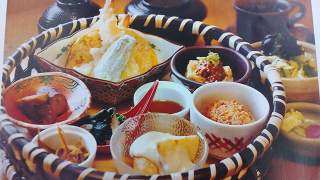八屋