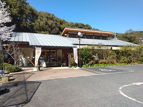 鈴田峠農園 野鳥の森レストラン&パン工房