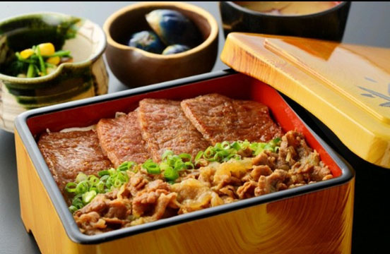 牛の恩返し鷹山公