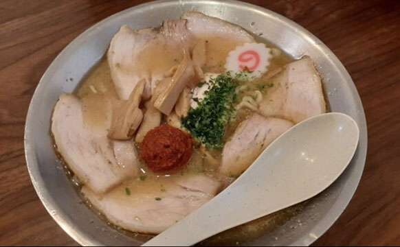 とんとんラーメンHONTEN