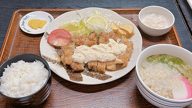 御食事処  西都茶屋