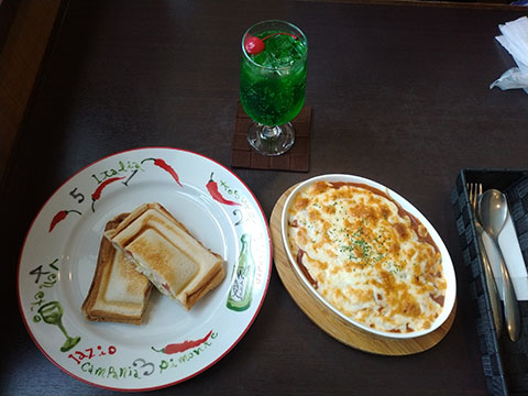 喫茶トトロ