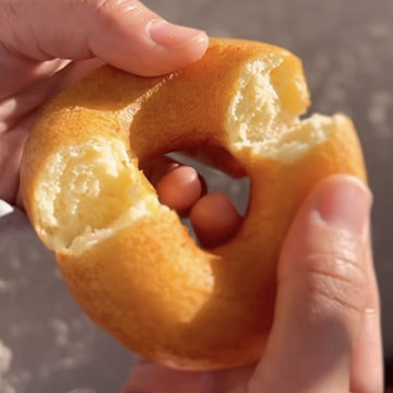 Mees Donuts