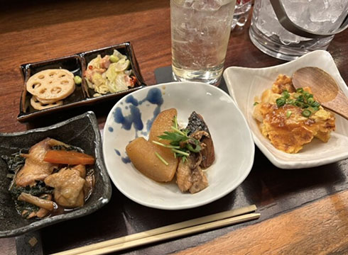 酒酒々