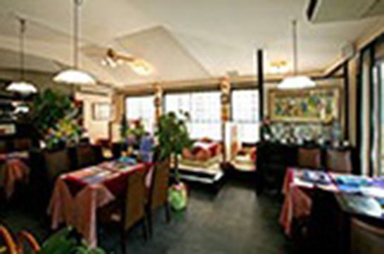 下町の洋食時代屋