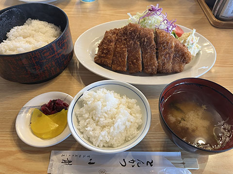 とんかつ小龍