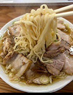 上市町大岩の中華そば専門店 あざみ
