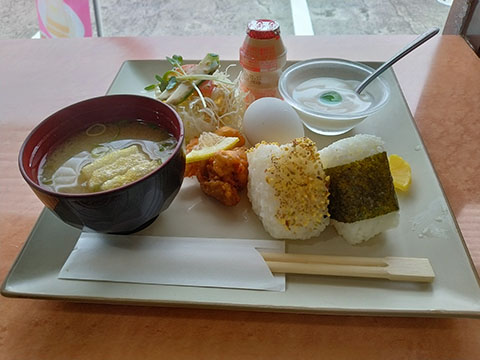 CAFE You and Me