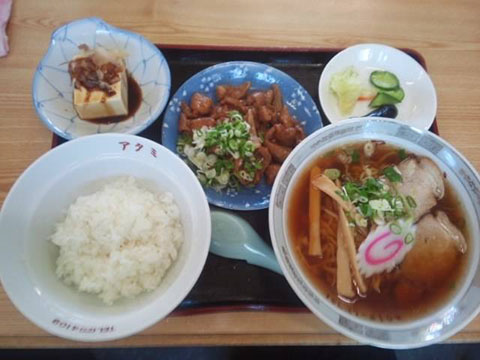 アタミ食堂