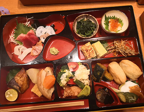 お勝手料理の店くるりん