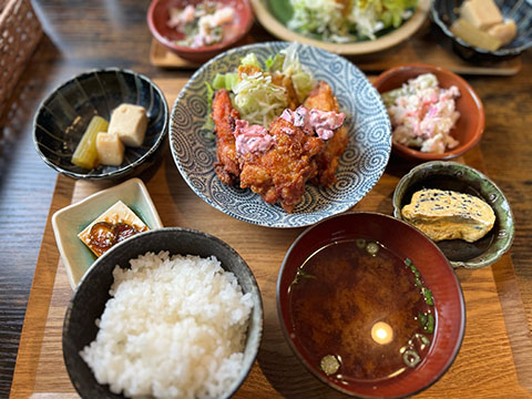 しゃにしゃに食堂