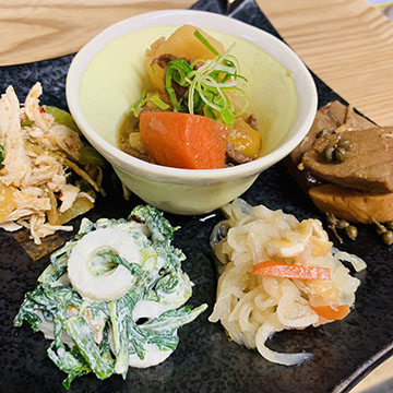 小料理屋  彩華-IROHA-
