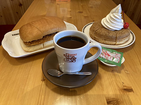珈琲所 コメダ珈琲店 東雁来店