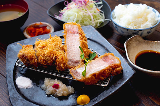 勝鹿(籠町本店)