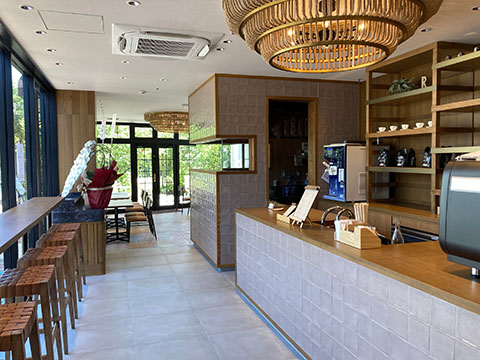 R+cafe (アールカフェ)