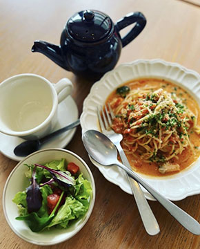 Cafe Teaser 道徳店