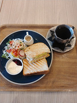 フレスコサンドカフェ八本松店