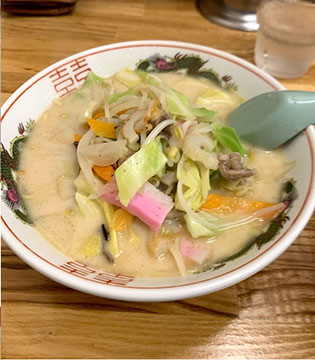 扇宝亭