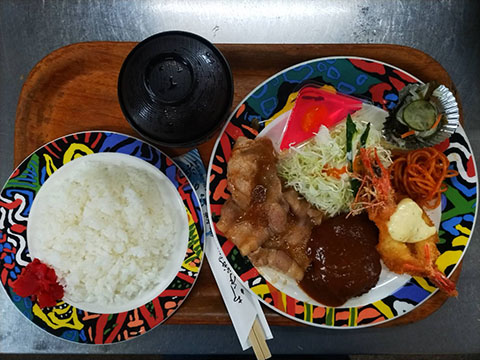 ビーチサイド・只の浜