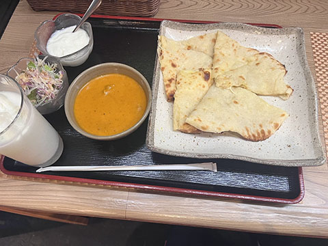 インディアンレストランアバーニ