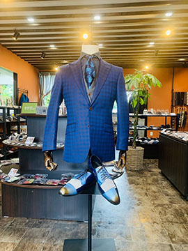 ｂｅｓｐｏｋｅ　ｔａｉｌｏｒ　ＢＯＮＤ　ｉｎカメダジマストア